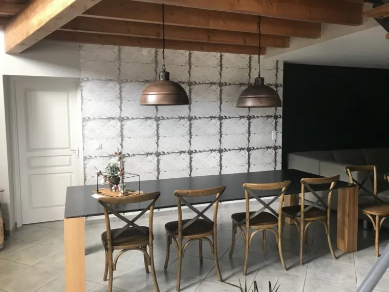 Artisan peintre à Marmande pour la pose de papier peint et travaux de peinture intérieure chez un particulier, Marmande, Nuan C'Vous