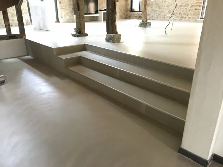 Réalisation béton ciré à Clairac, Marmande, Nuan C'Vous